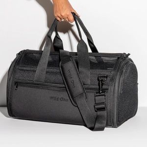 NWOT Wild One Dog Travel Carrier